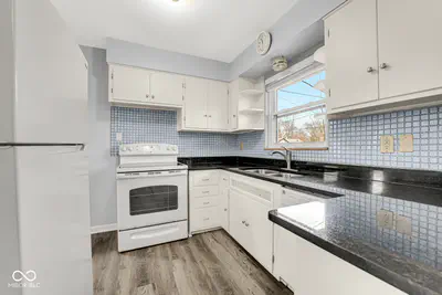 1420 Kessler Boulevard East Drive, Indianapolis - 14