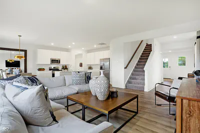 16806 Breton Road, Westfield - 9