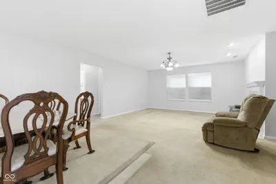 226 Gazebo Drive, Indianapolis - 3