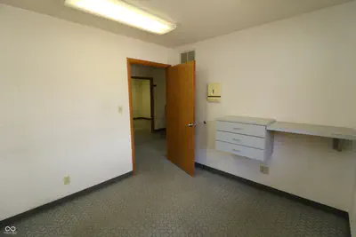 1720 Lafayette Road, Crawfordsville - 17