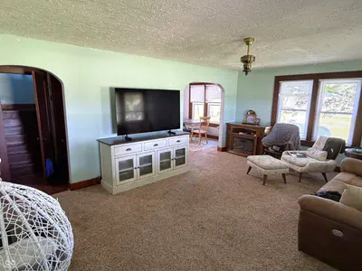 2438 500, Crawfordsville - 5
