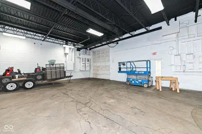 2401 Monroe Street, Muncie - 8