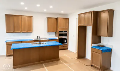 6431 Enclave Boulevard, Whitestown - 3