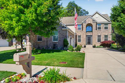 12160 Wolverton Way, Fishers