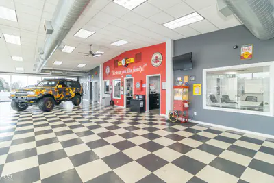 2260 Main Street, Greenfield - 15