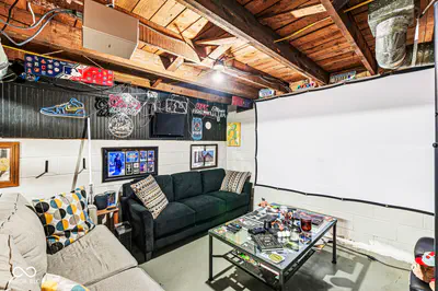 41 Post Road, Indianapolis - 20