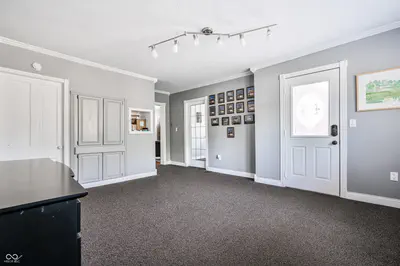 610 Rangeline Road, Carmel - 12