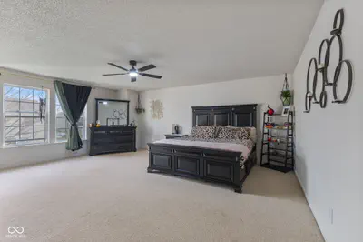 797 Hickory Pine Drive, New Whiteland - 25