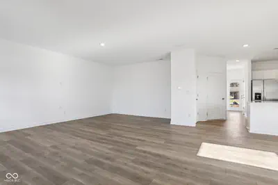 199 Springfield Crossing, Greenfield - 5