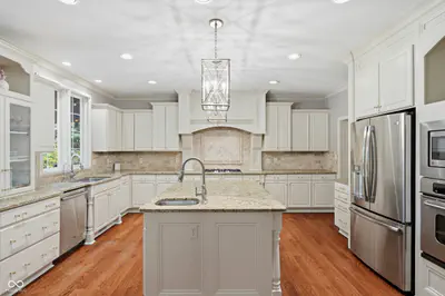 14232 Kingdom Court, Fishers - 14