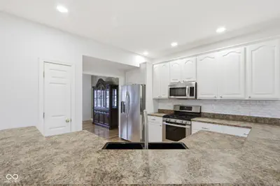 4201 Coffey Lane, Bloomington - 30