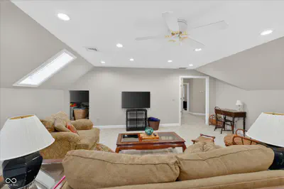 117 Royal Pine Lane, Cicero - 39