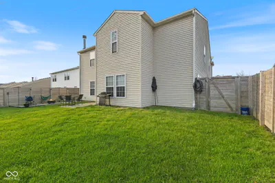 797 Hickory Pine Drive, New Whiteland - 48