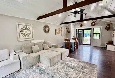 6539 Baltimore Road, Monrovia - 9