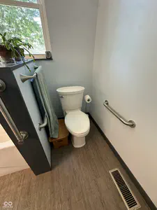 938 425, Rockville - 44