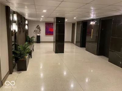 4000 Meridian Street, Indianapolis - 29