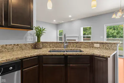 5844 Edelle Drive, Indianapolis - 18
