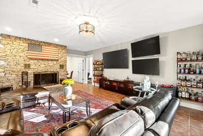 9428 Harbour Pointe Drive, Bloomington - 39