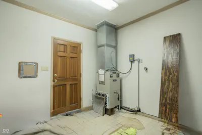 225 College Drive, Anderson - 28