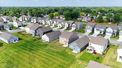 5115 Triple Crown Way, Indianapolis - 55