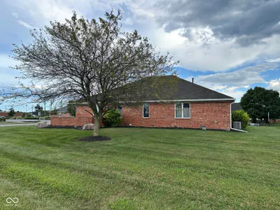 390 Vinewood Drive, Brownsburg - 4