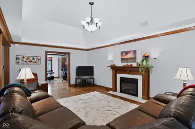 6717 La Tour Circle, Indianapolis - 11