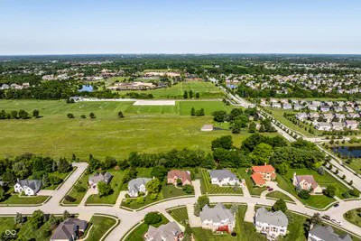 12322 Gaskin Way, Carmel - 67