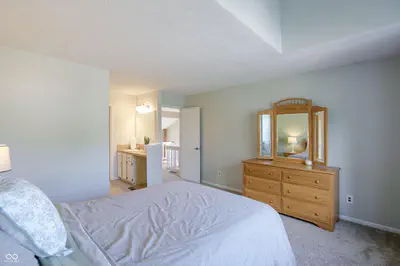 9457 Bridgewater Circle, Indianapolis - 27