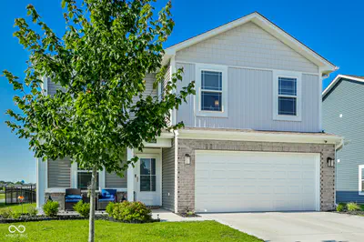 1435 Fleming Drive, Greenfield - 2