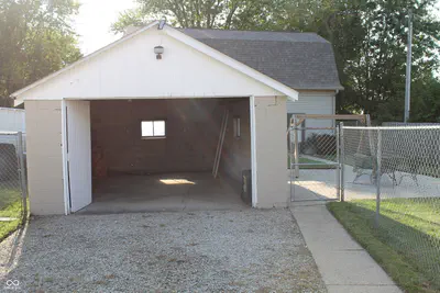 809 Blish Street, Seymour - 16