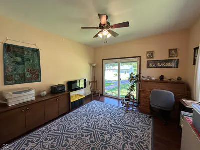 938 425, Rockville - 36