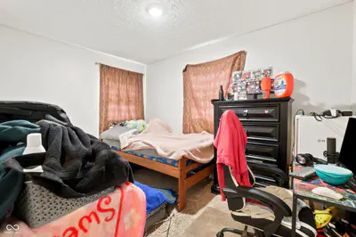 2048 Goodlet Avenue, Indianapolis - 11