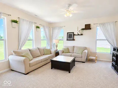 30 Mandon Court, Cicero - 4