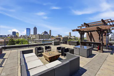 825 Delaware Street, Indianapolis - 2