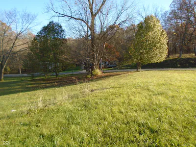 3831 Country Manor E, North Vernon - 3