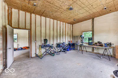 6888 State Road 44, Martinsville - 38