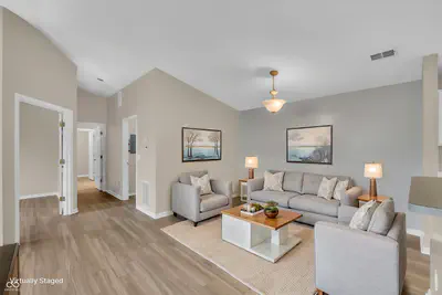 209 Faulkner Court, Carmel - 7