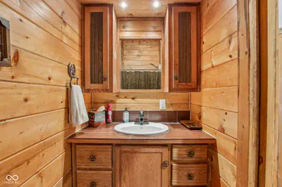 6070 County Road 200, Avon - 24
