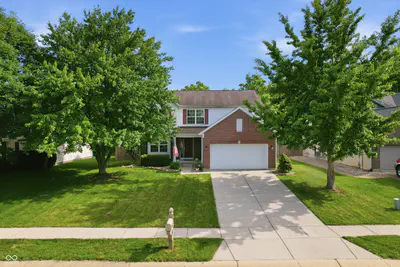 10207 Tybalt Drive, Fishers - 3