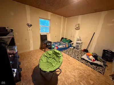 10844 Private Road 570, Poland - 23