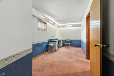 125 7th Street, Gas City - 21