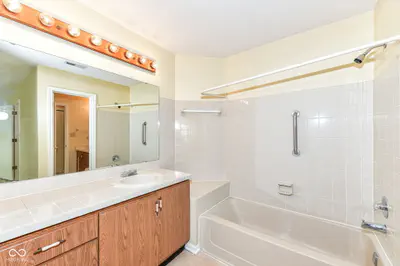 7238 Harbour Isle, Indianapolis - 16