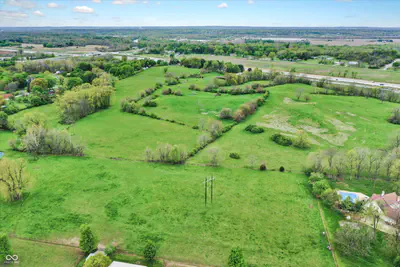 200 Bluff Creek Parkway, Greenwood - 6