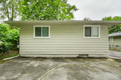 737 Temperance Avenue, Indianapolis - 25