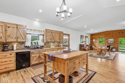 6070 County Road 200, Avon - 17
