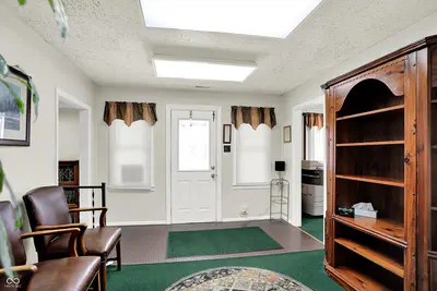 1101 Shadeland Avenue, Indianapolis - 16