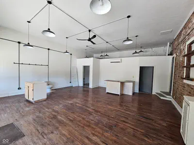 104 Madison Street, Kirklin - 2