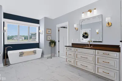 4025 Lochview Court, Bargersville - 67