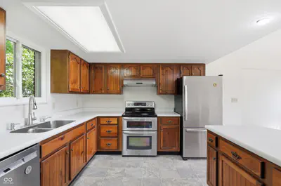 715 White Street, Shirley - 29